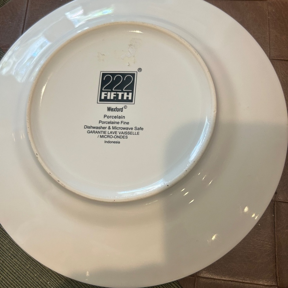 Lunch Size Plate Have 2 , When Not In Use I Displ… - image 3